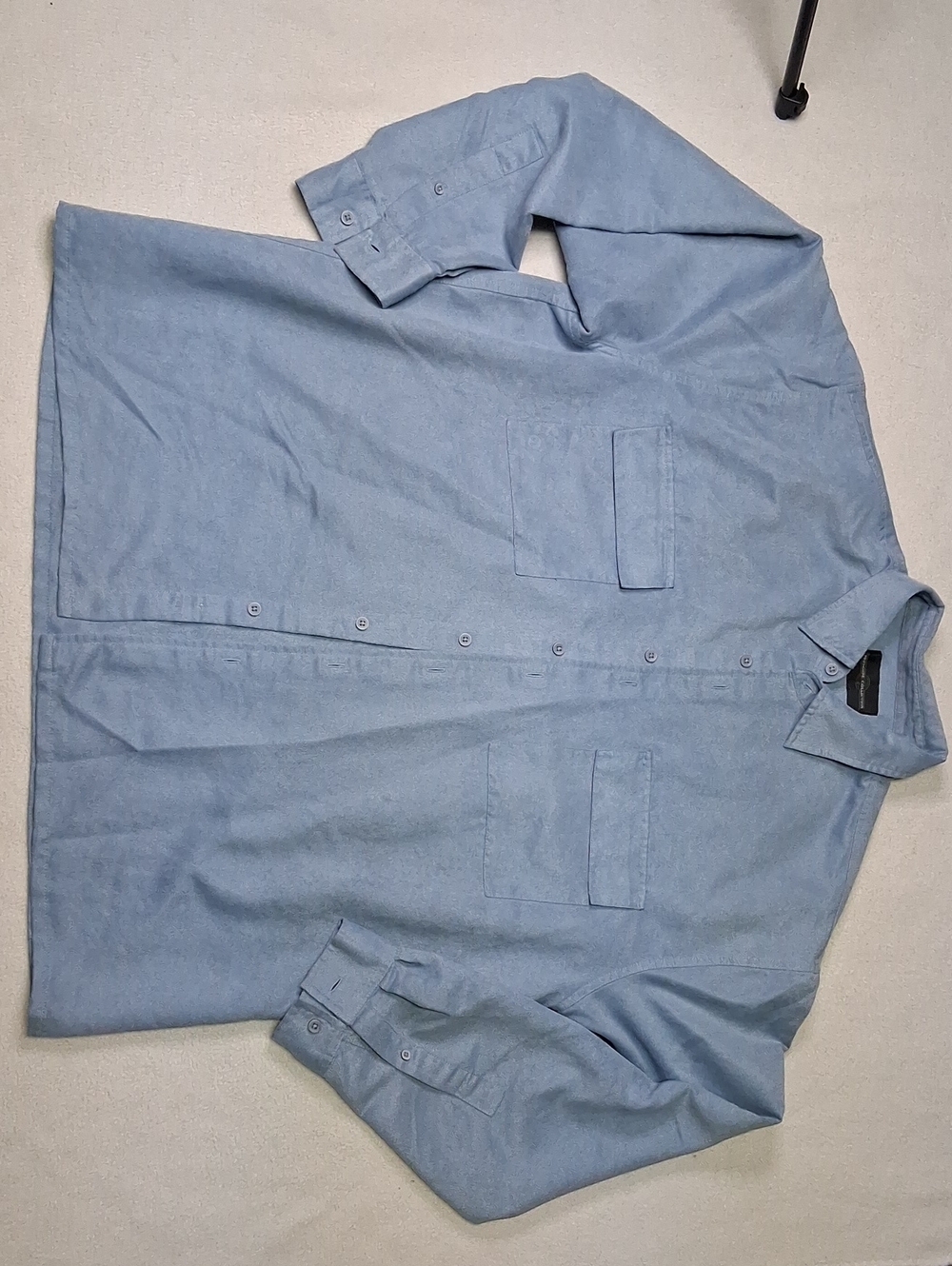 Men's Light Blue Button-Up Shirt Jacket with Dual Chest Pockets